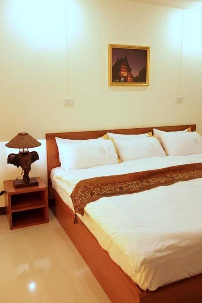 Rafael Hotel And Mansion Bangkok - Sha Extra Plus Certified Exteriér fotografie